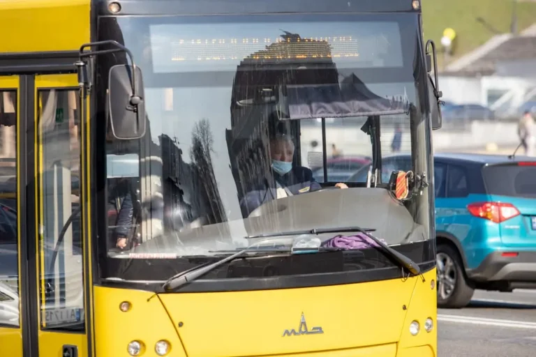 28 автобус Київ